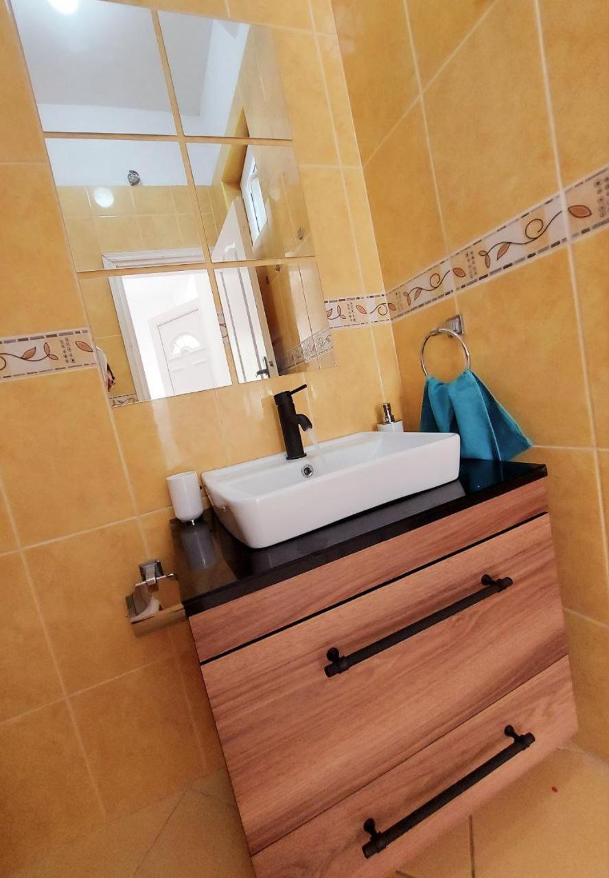 Apartmani Radovic Bijela Pokoj fotografie